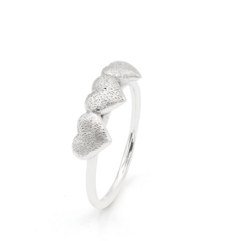 18K white gold Hearts ring