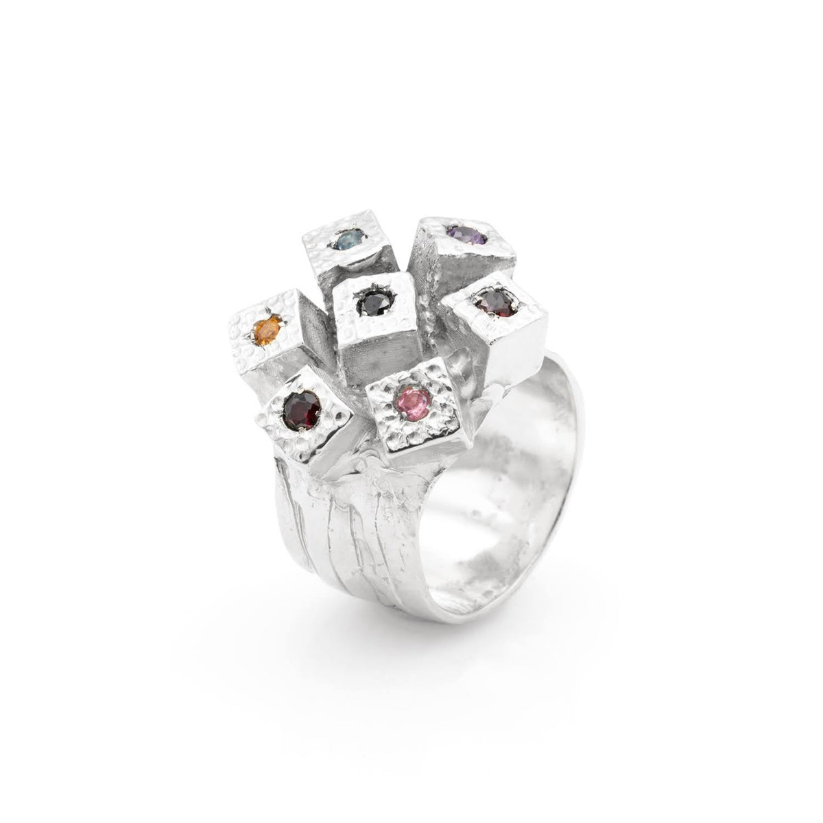 Coral ring Silver 925 with semi-precious stones